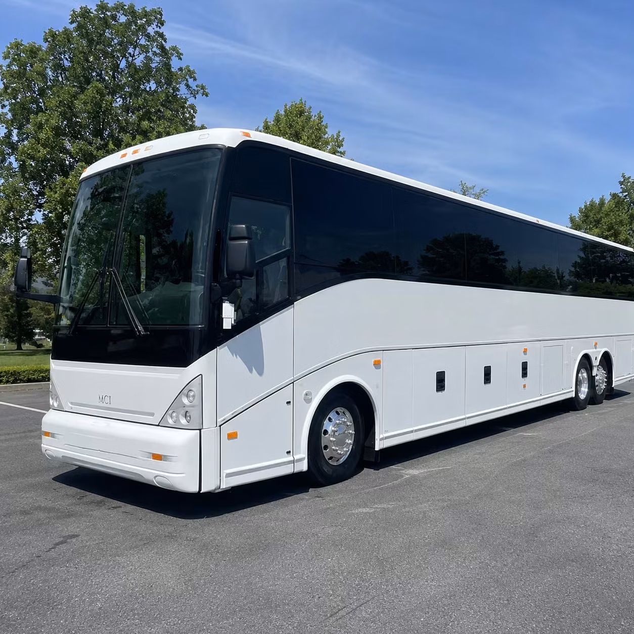 bus rental options for loxahatchee trips