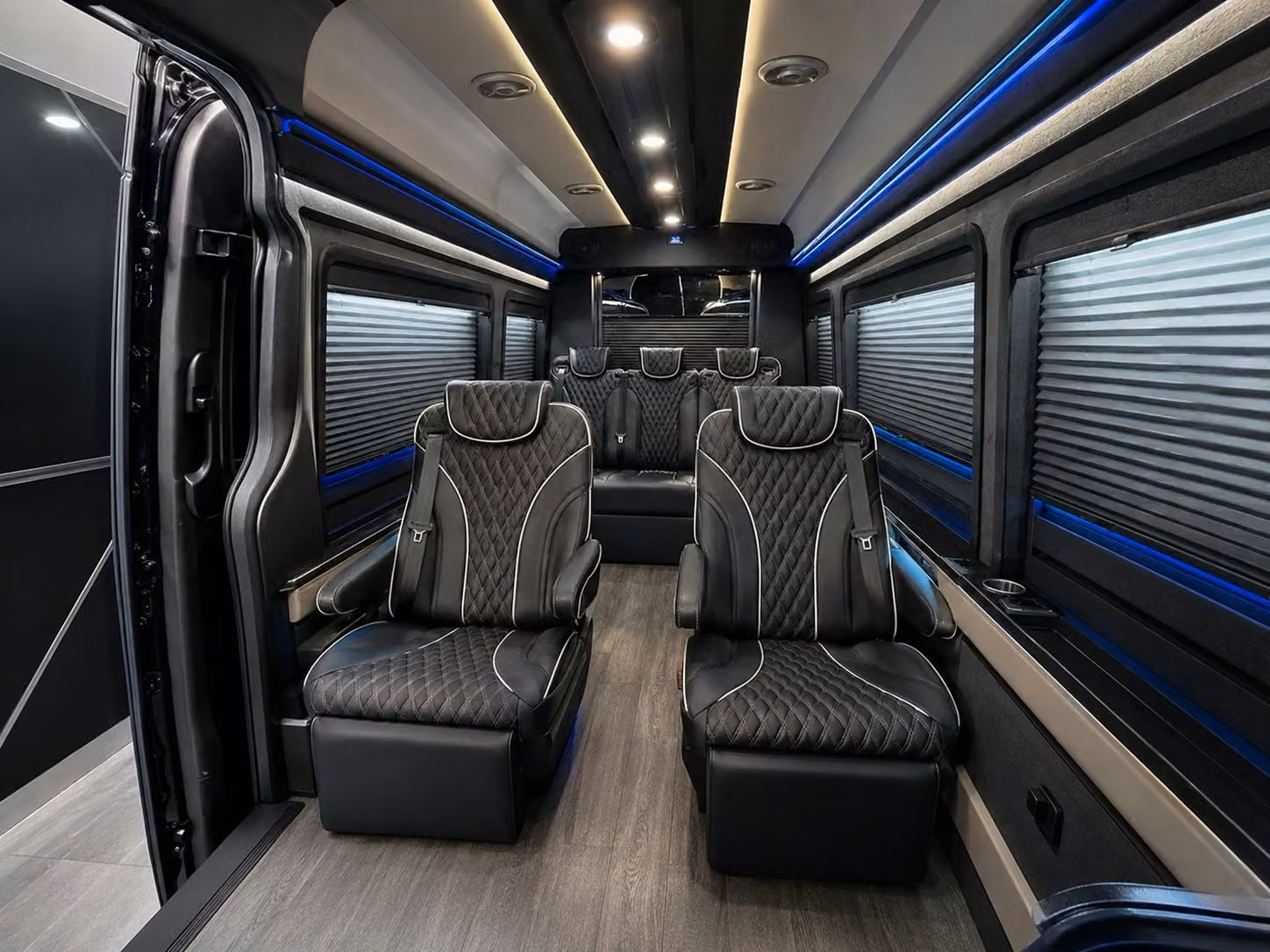 corporate and employee airport shuttle services for loxahatchee businesses