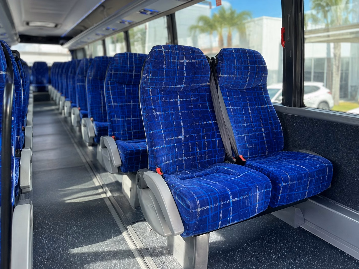 finding group transportation for a loxahatchee wedding has never been easier
