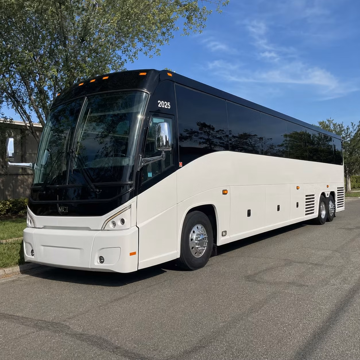 how trip distance and duration affect charter bus rental rates in loxahatchee