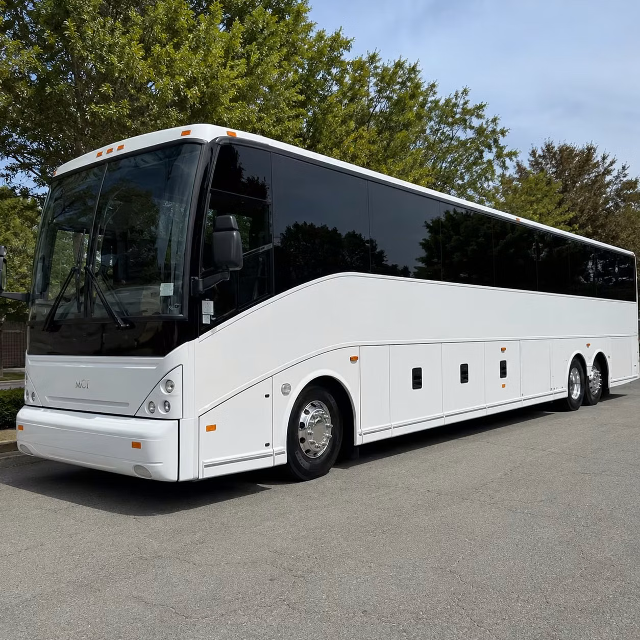 loxahatchee charter bus rental fleet