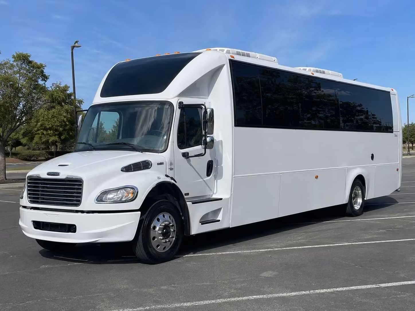 party buses in loxahatchee make prom night one to remember