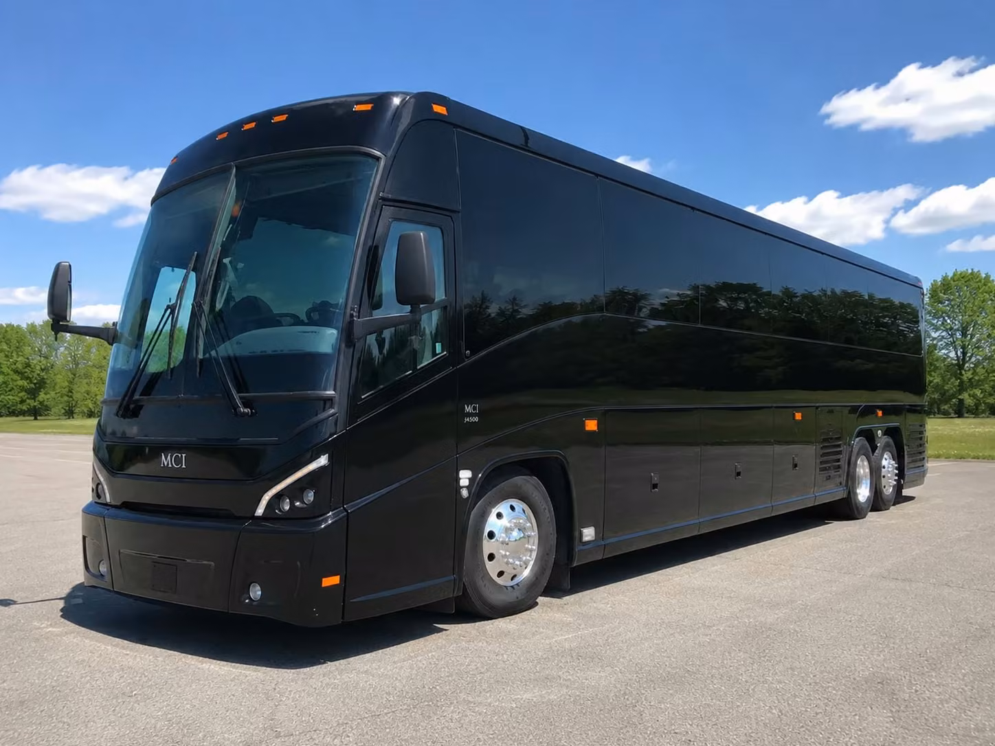 sporting event and equestrian event shuttles in and around loxahatchee